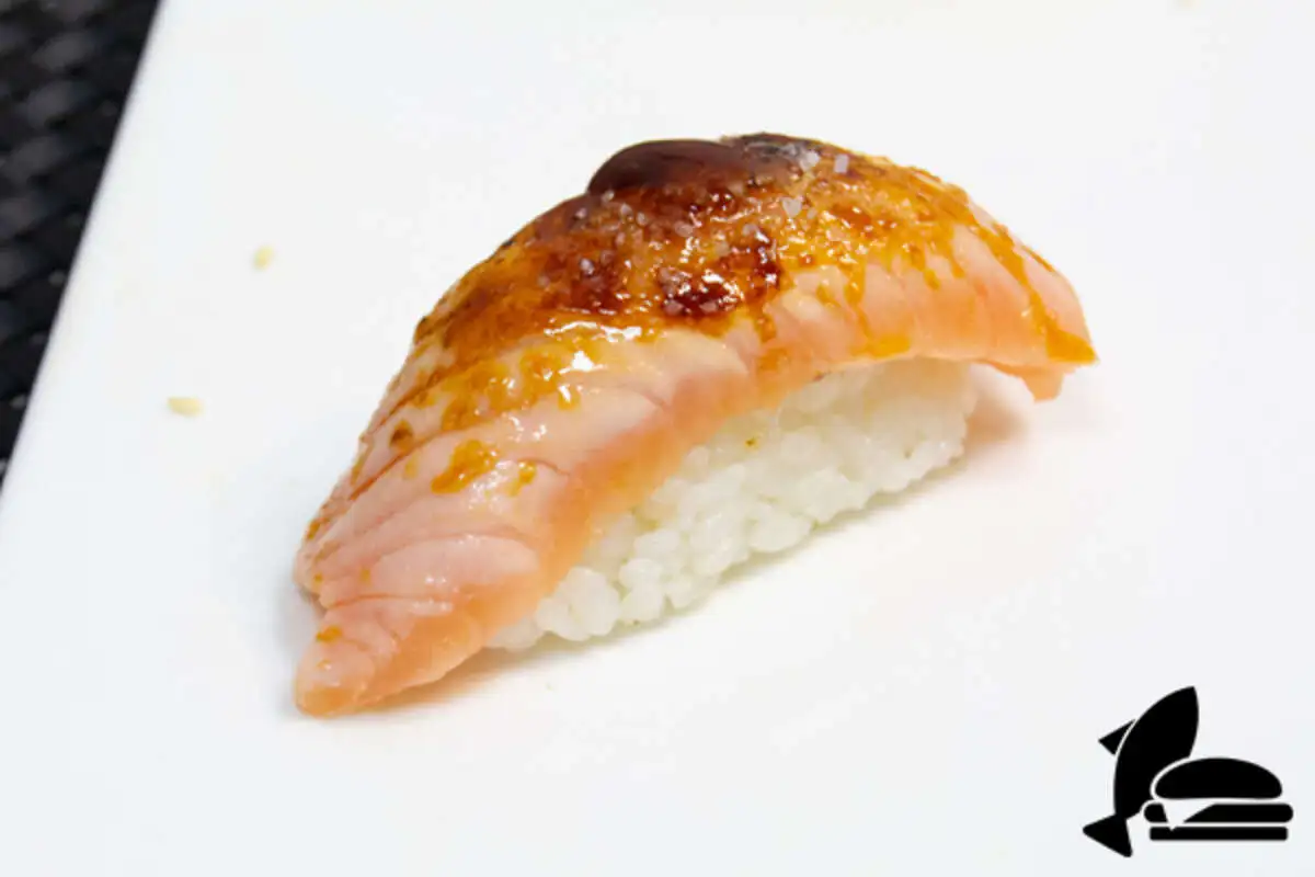 Суши Карамель Лосось