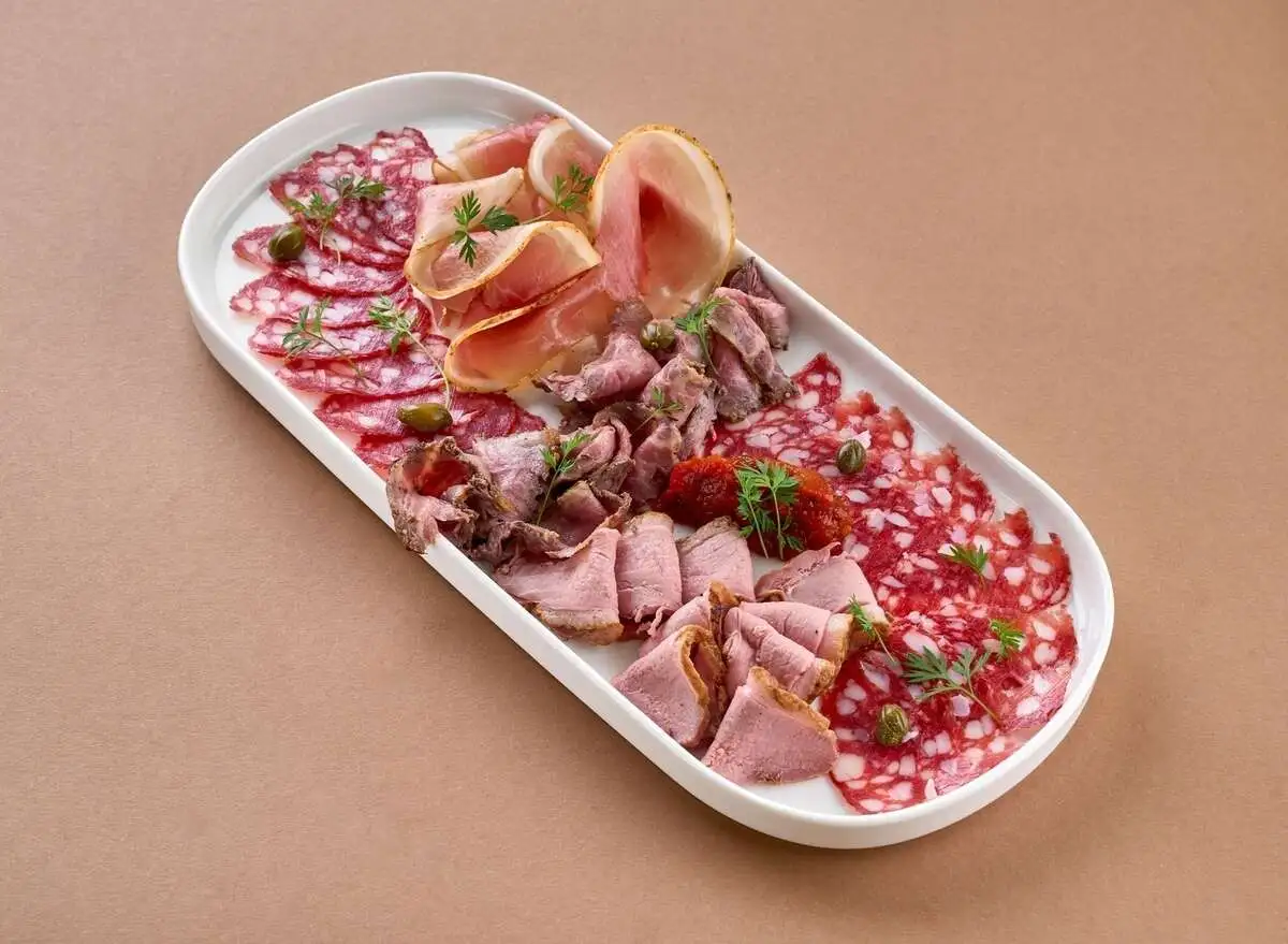 Мясная тарелка