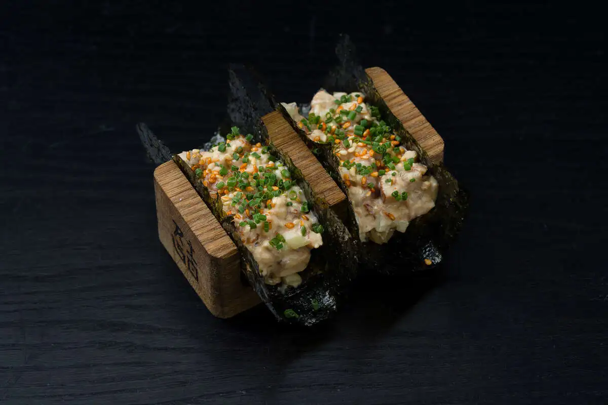 Хэндроллы Угорь, огурец