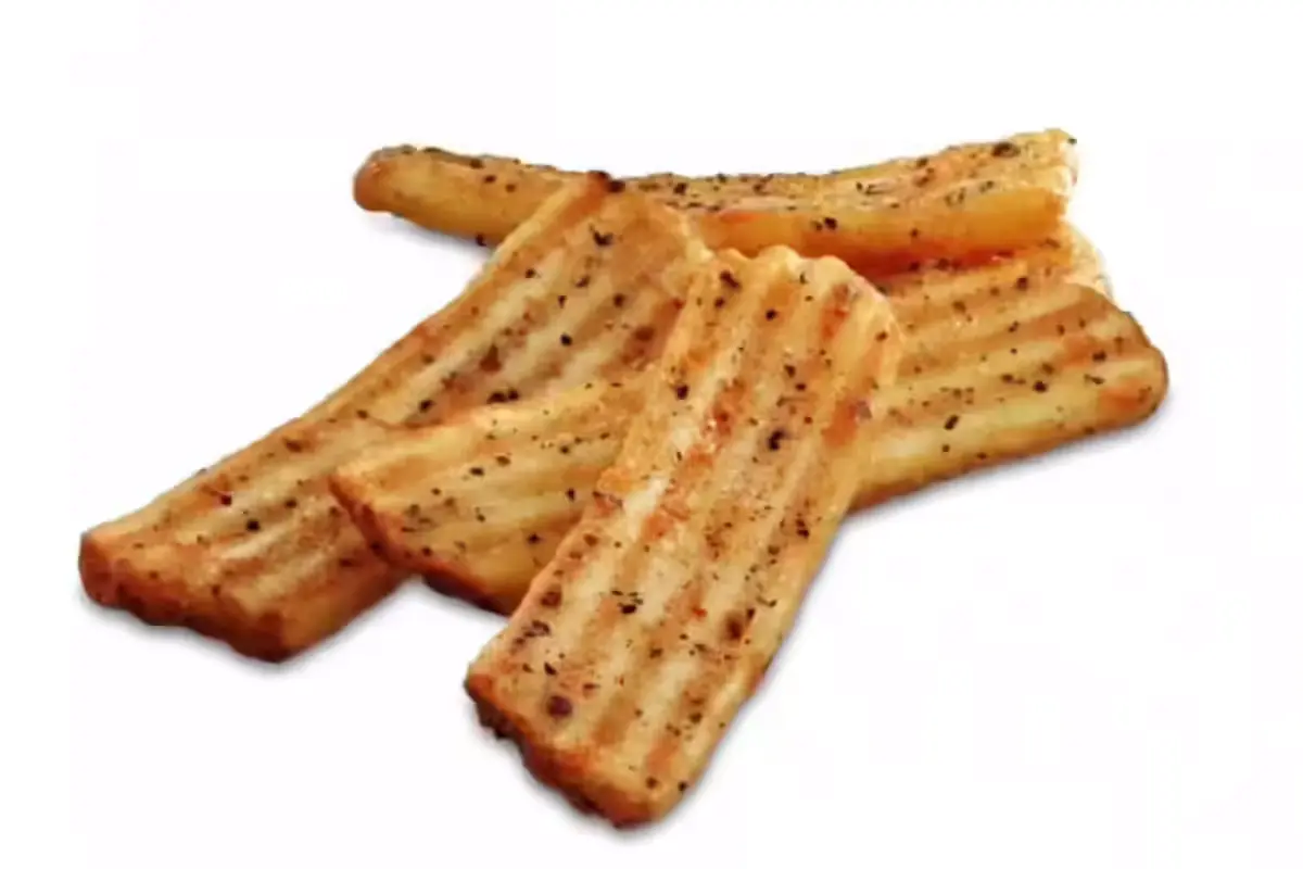 Картофельные стрипсы с луком и перцем