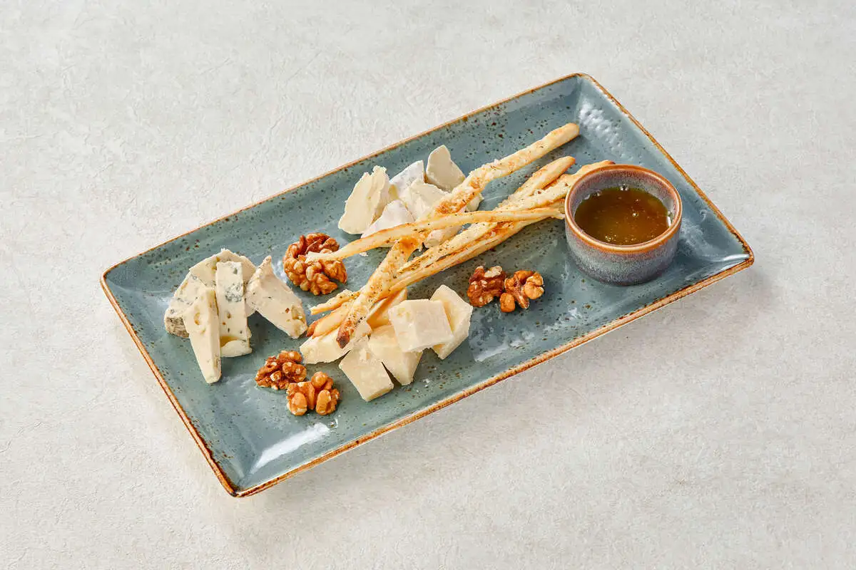 Ассорти сыров 320гр