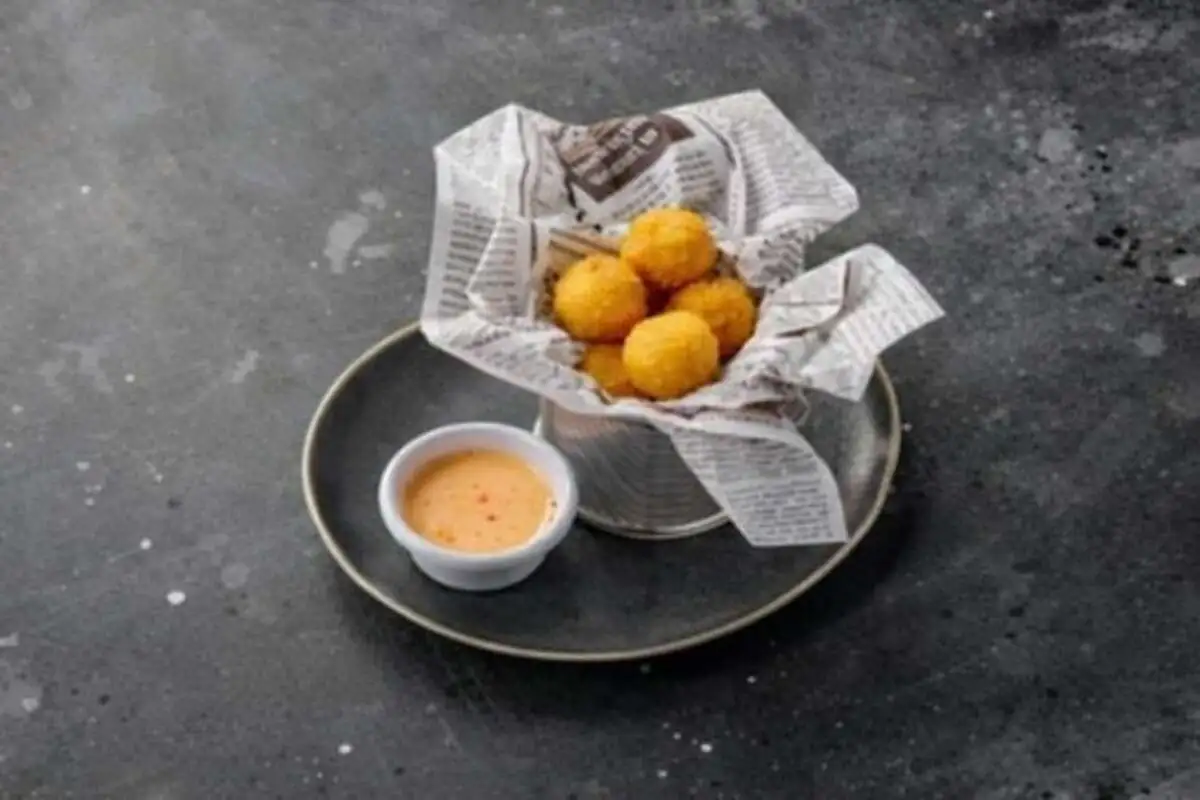 Сырные шарики с беконом