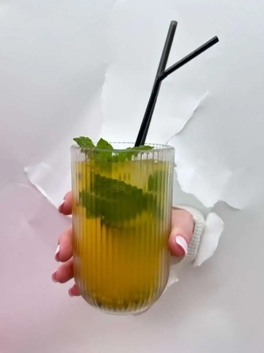  Лимонад "Груша-маракуйя"