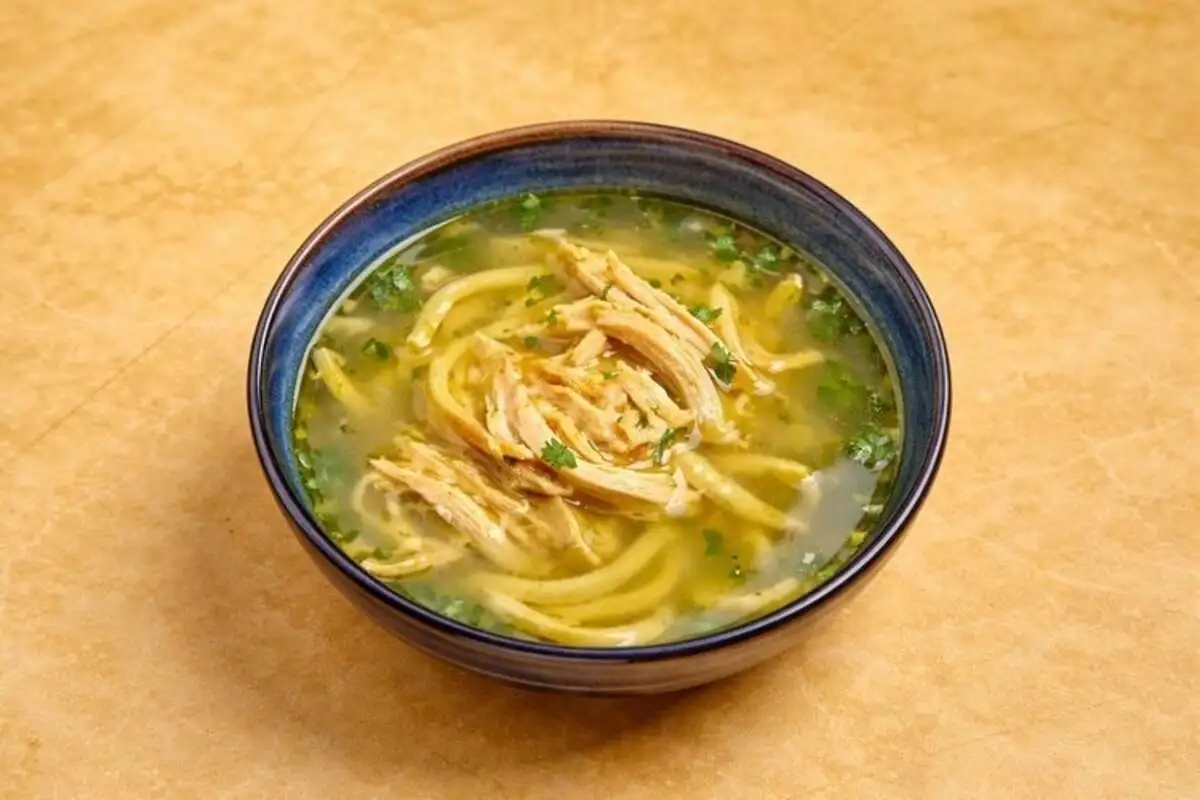 Суп с цыпленком и лапшой