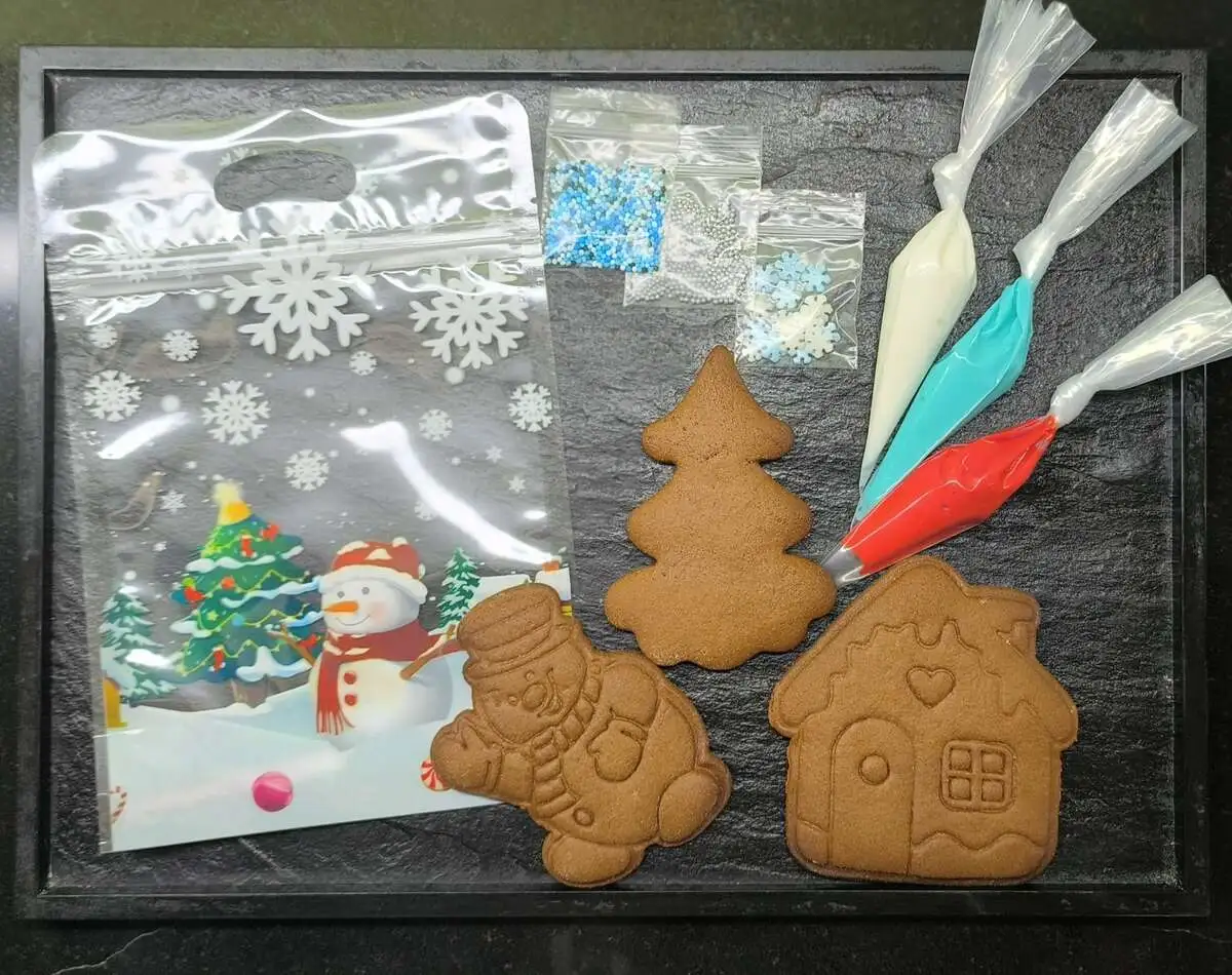 Набор пряников (пряники 3шт., глазурь 3шт., конфетти 3шт.)