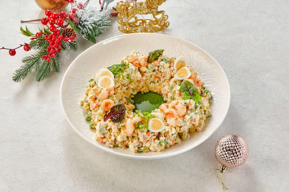 Оливье с цыпленком и креветками 1кг