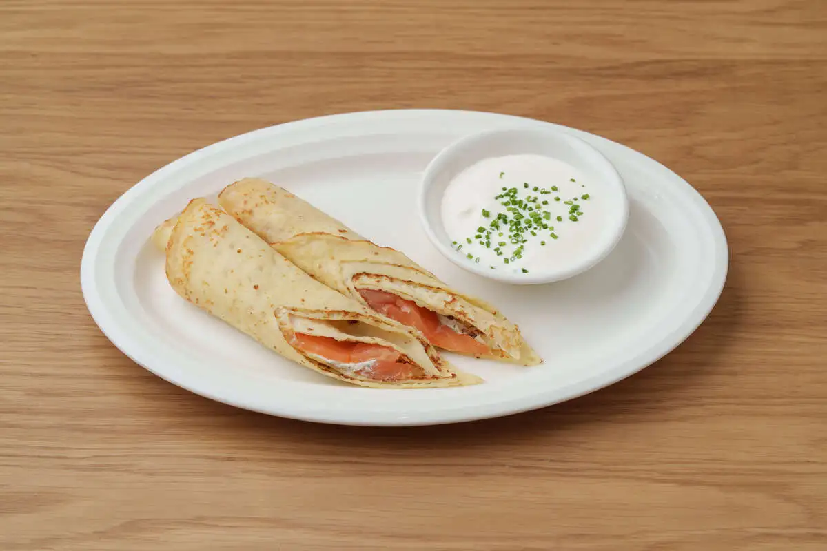 Блины с лососем и сливочным сыром