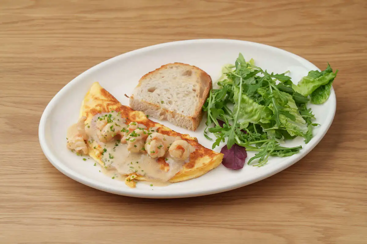 Домашний омлет с креветками