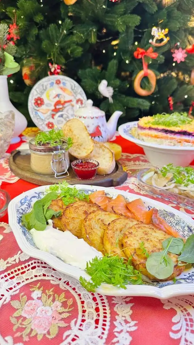 Сет 1 "Мы с Тамарой ходим парой"