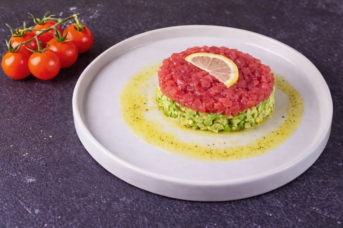 Тар-тар с тунцом 135 гр С,