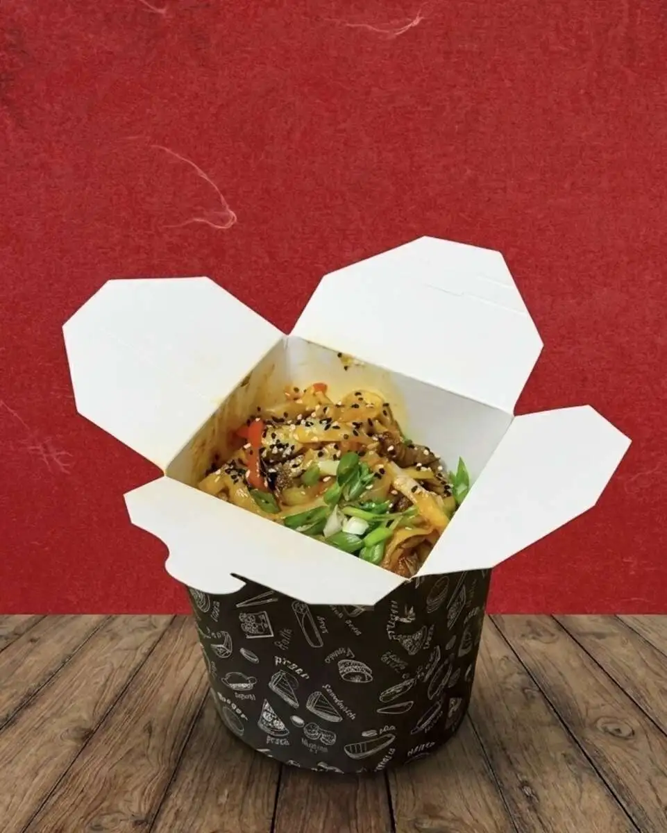 Лапша с говядиной в остром соусе Ким чи