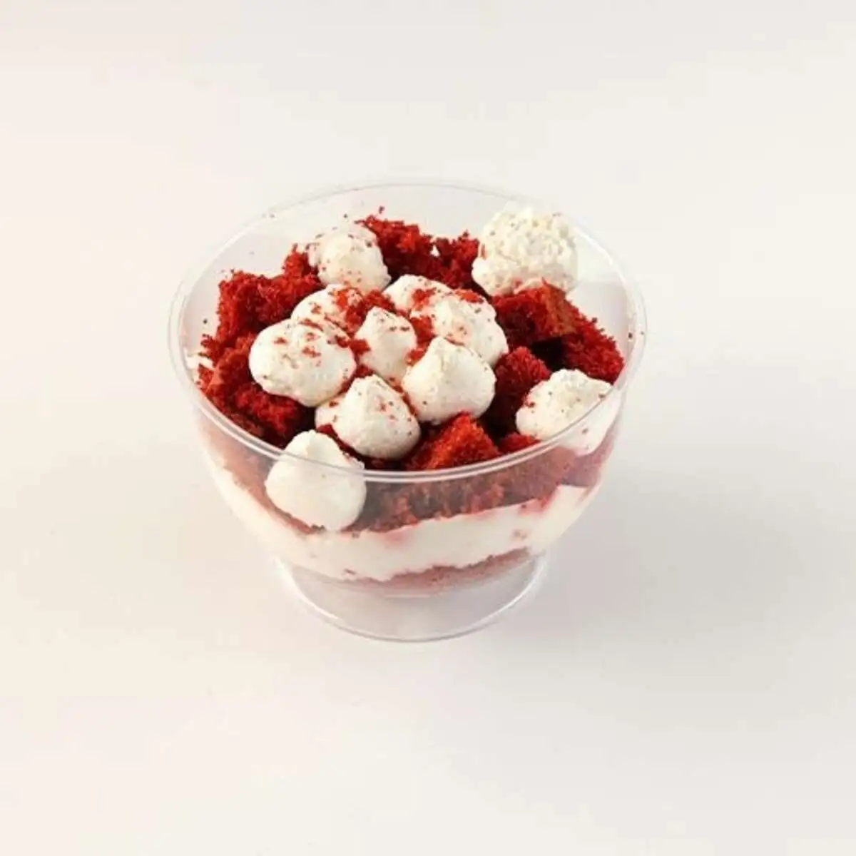 Десерт в стакане Красный бархат