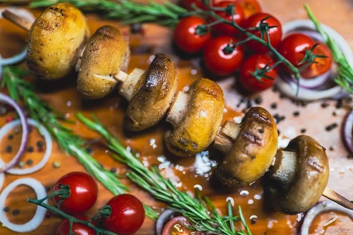 Шампиньоны на мангале