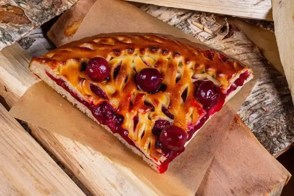 Пирог вишня 1кг