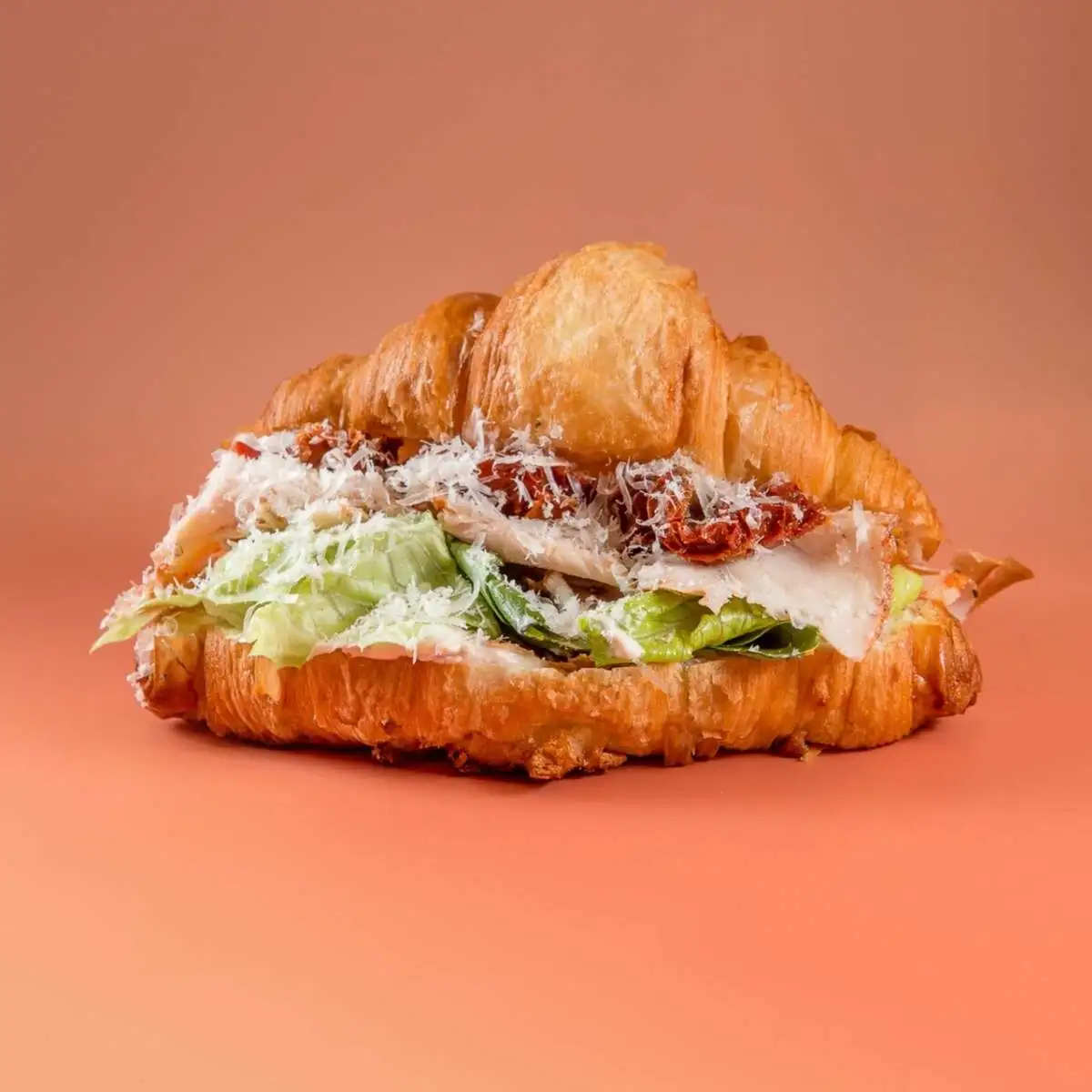 Круассан с цыплёнком