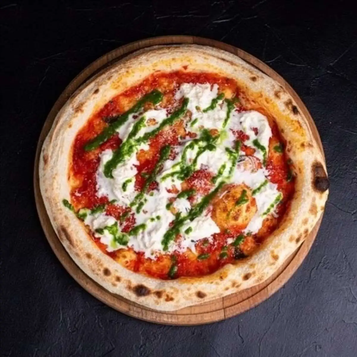 Пицца с томатами и страчателлой 30см