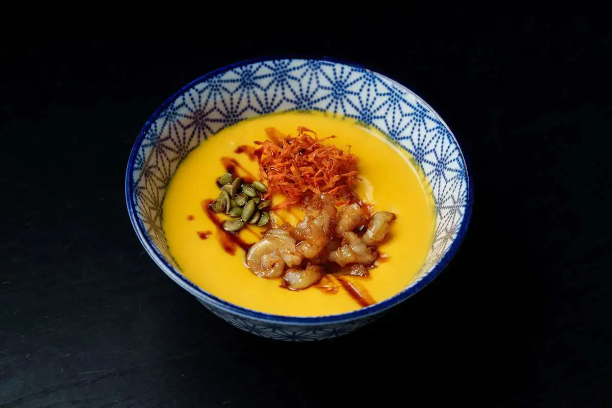 Крем суп из тыквы с креветкой