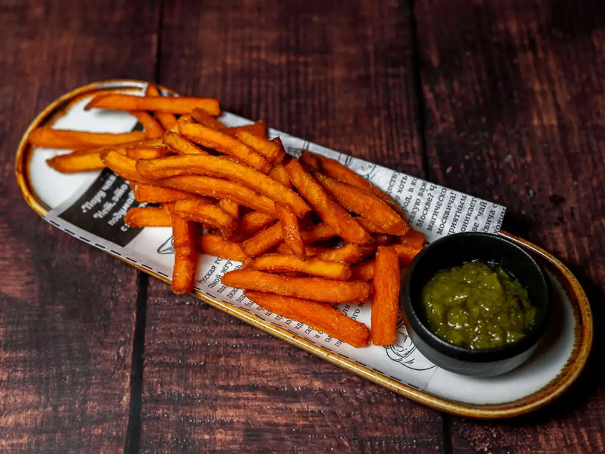 Батат фри с соусом релиш