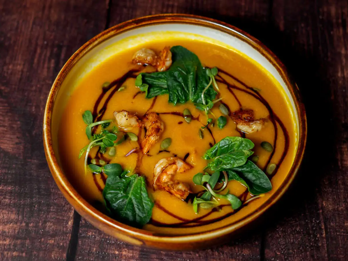 Тыквенный крем-суп с креветками 