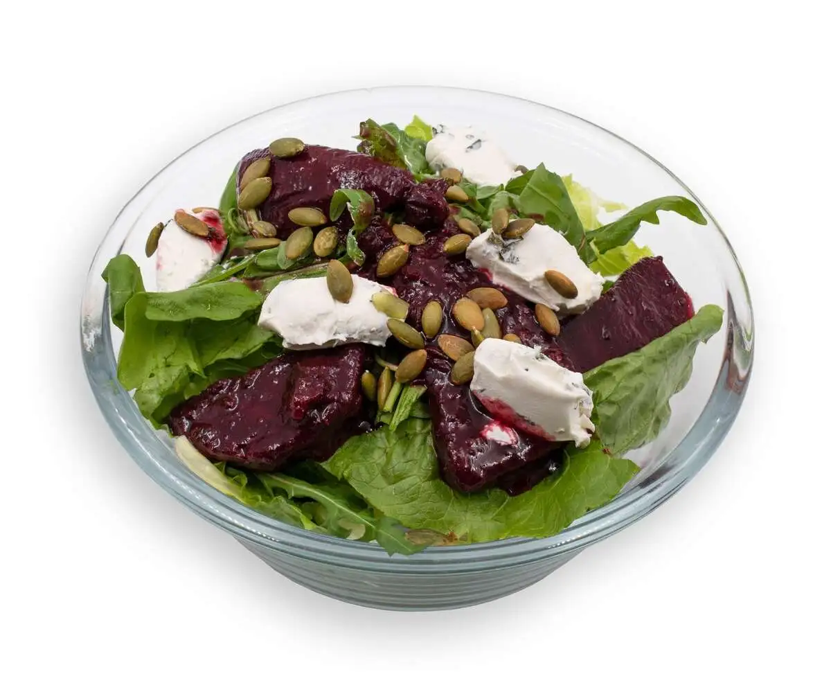 Салат из запеченной свеклы
