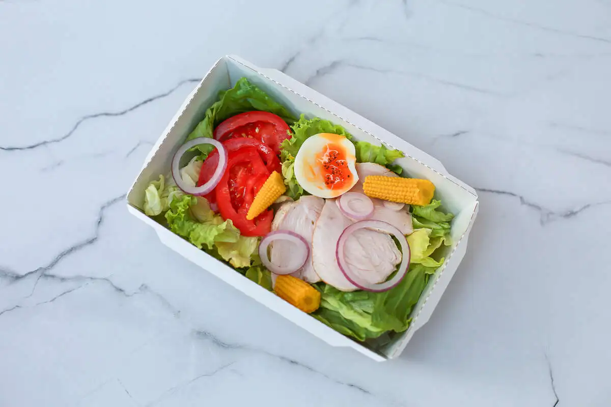 Салат с индейкой