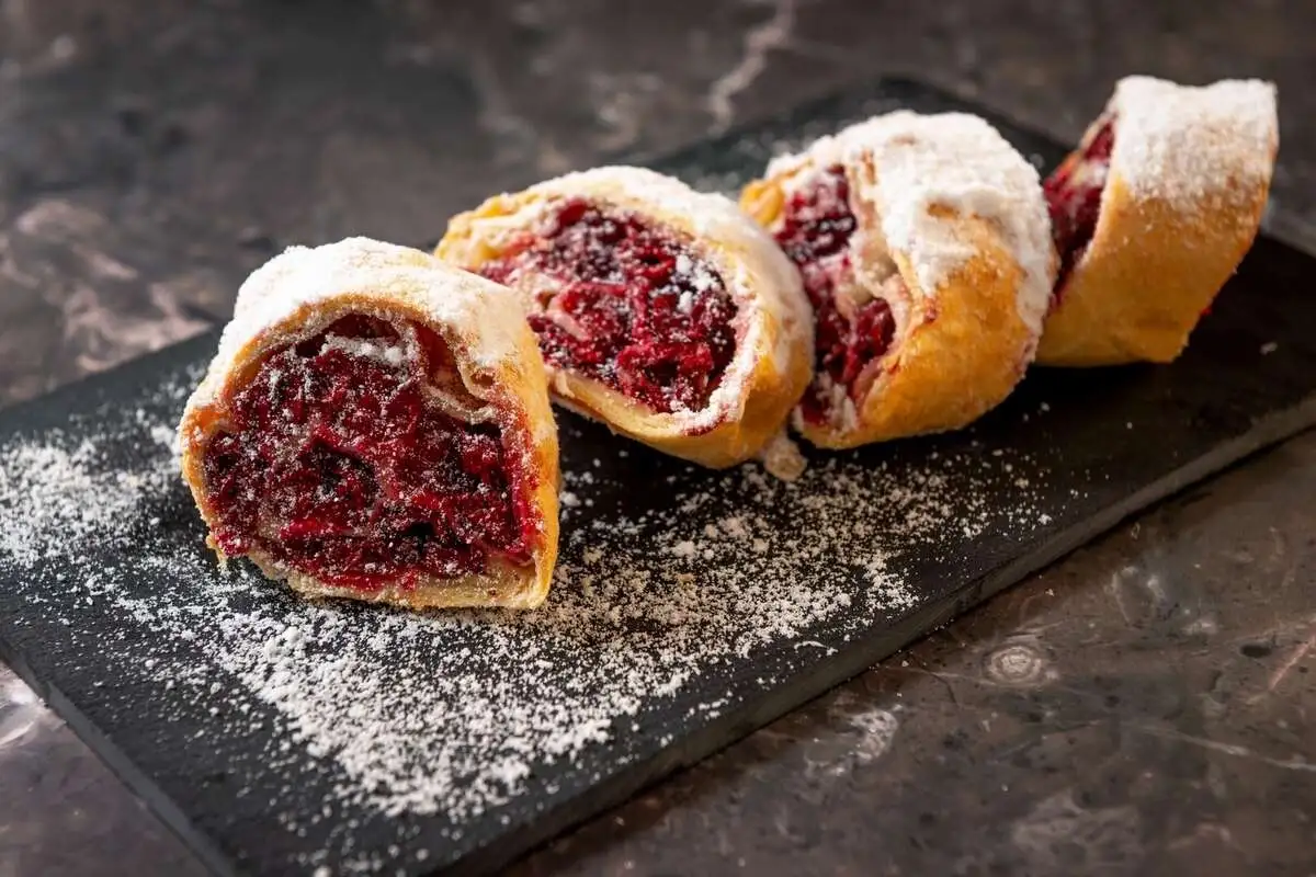 Штрудель Вишнёвый