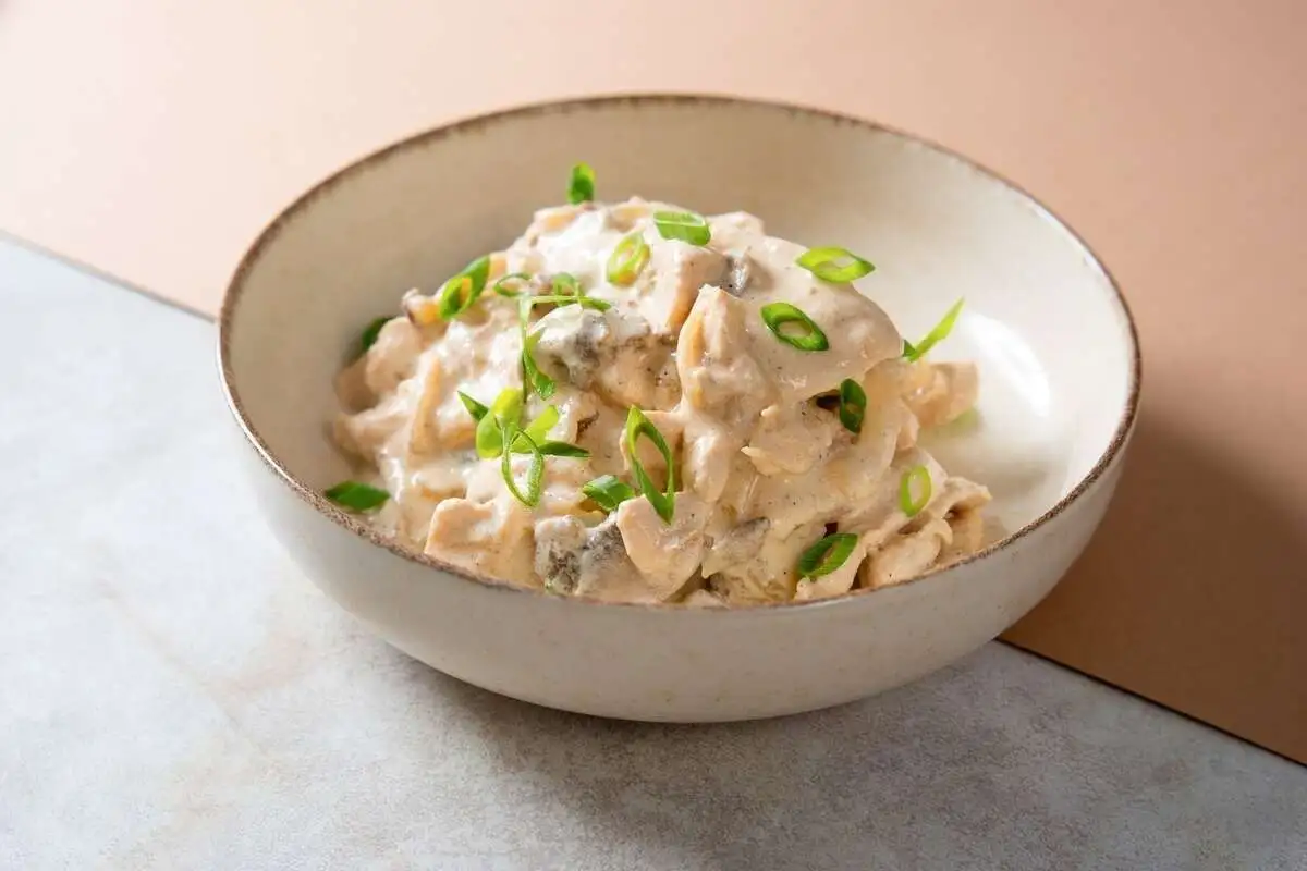 Бефстроганов из курицы