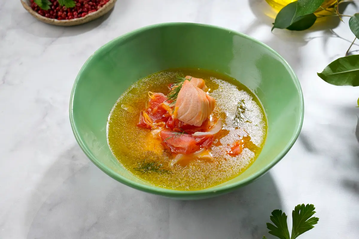 Уха с семгой