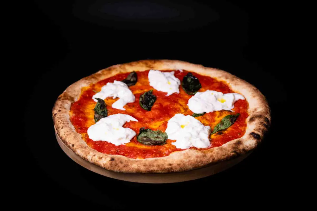 СТРАЧАТЕЛЛА БАЗИЛИК