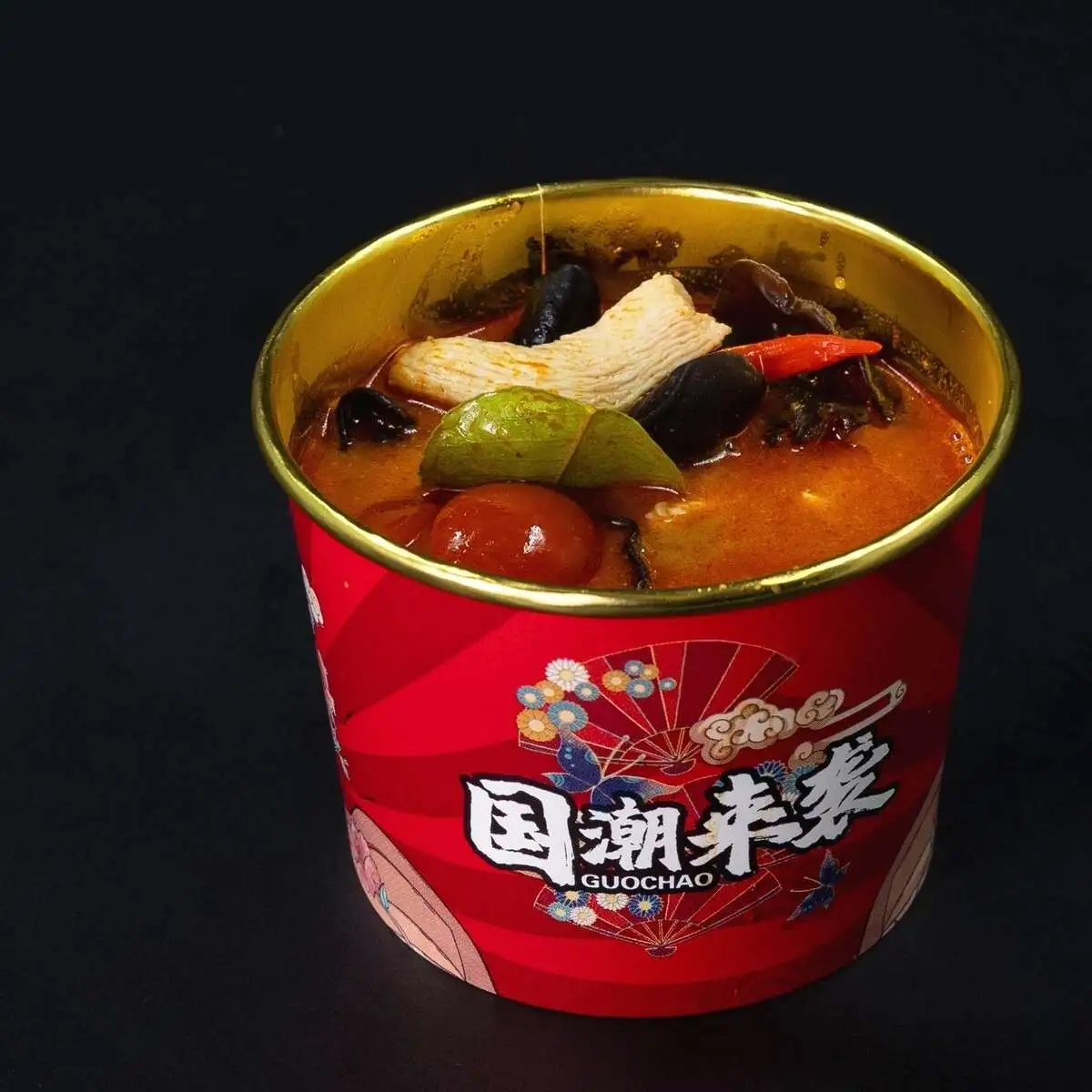 ТОМ ЯМ С КУРИЦЕЙ