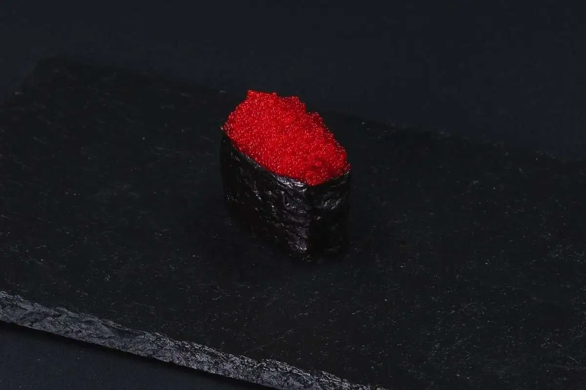 суши КРАСНАЯ ТОБИКО