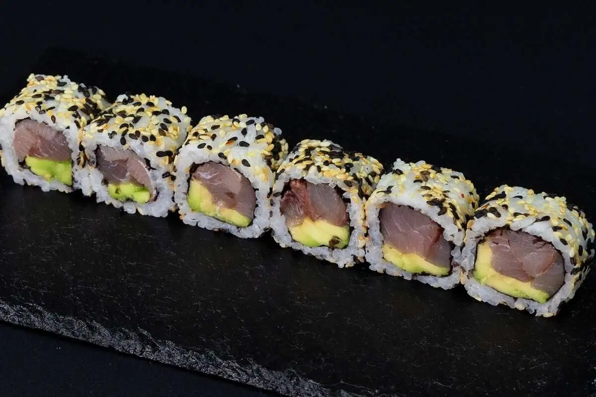 ролл ЛАКЕДРА АВОКАДО