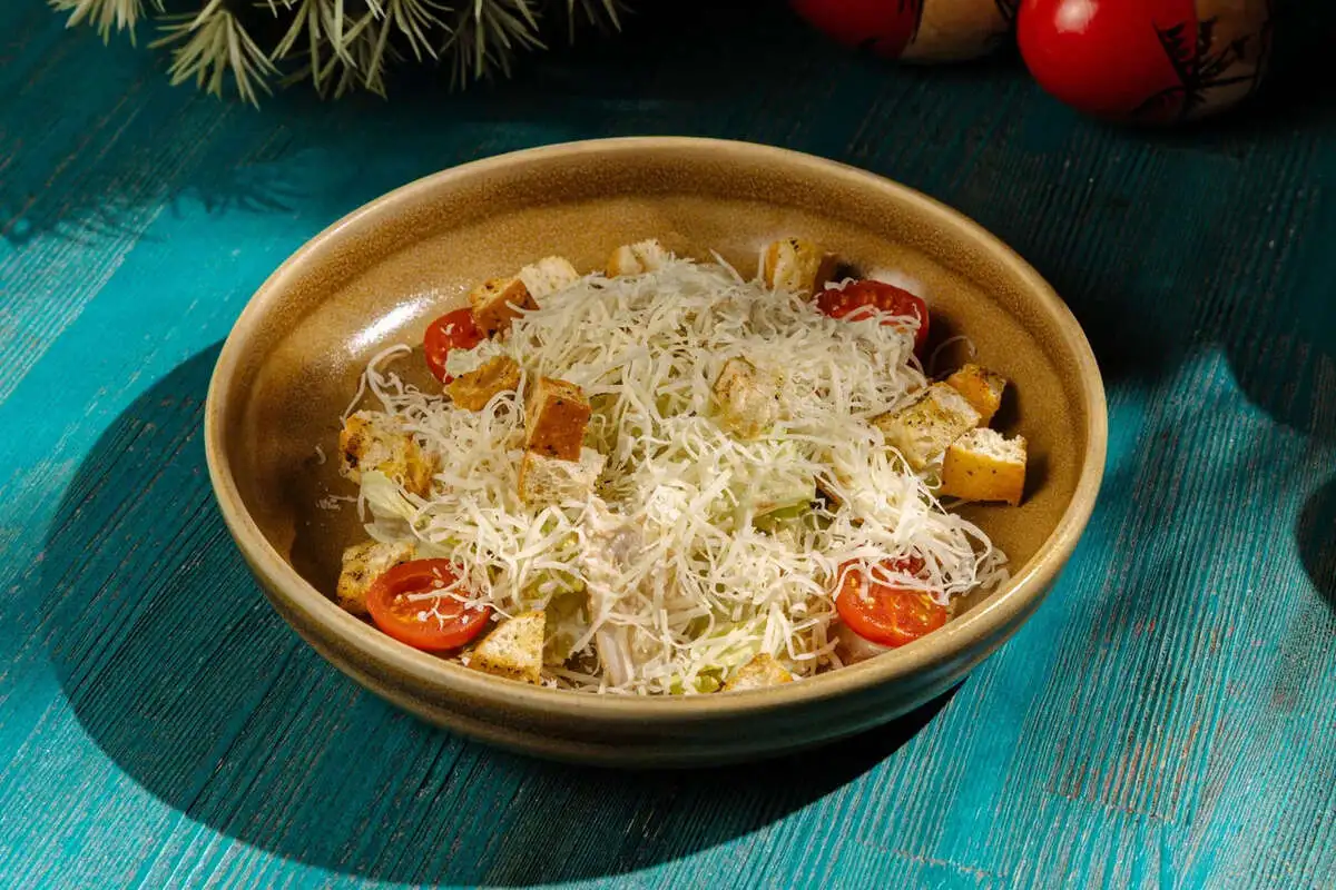 Цезарь с курицей