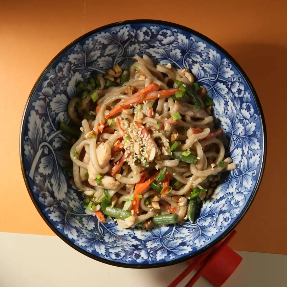 УДОН С ЦЫПЛЕНКОМ В СЛИВОЧНОМ УНАГИ 