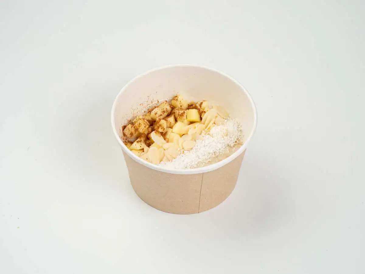 Каша овсяная с яблоками