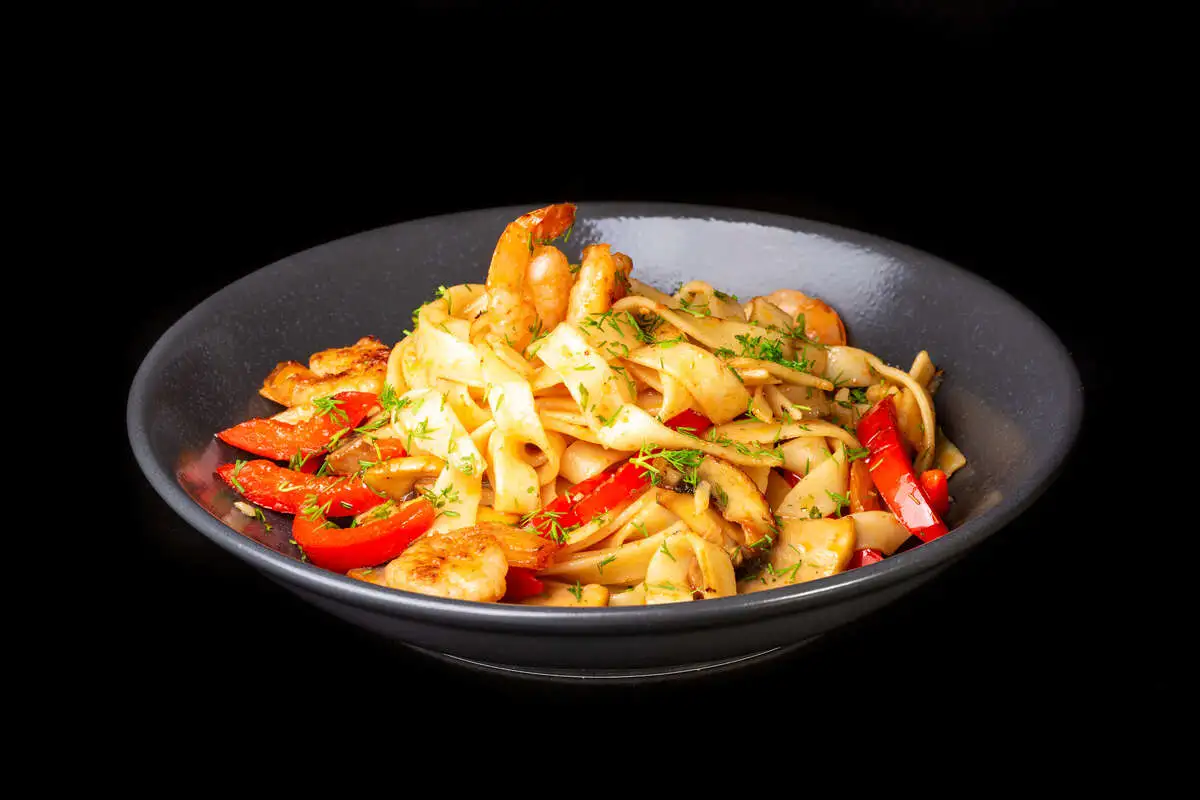 ПАСТА С МОРЕПРОДУКТАМИ