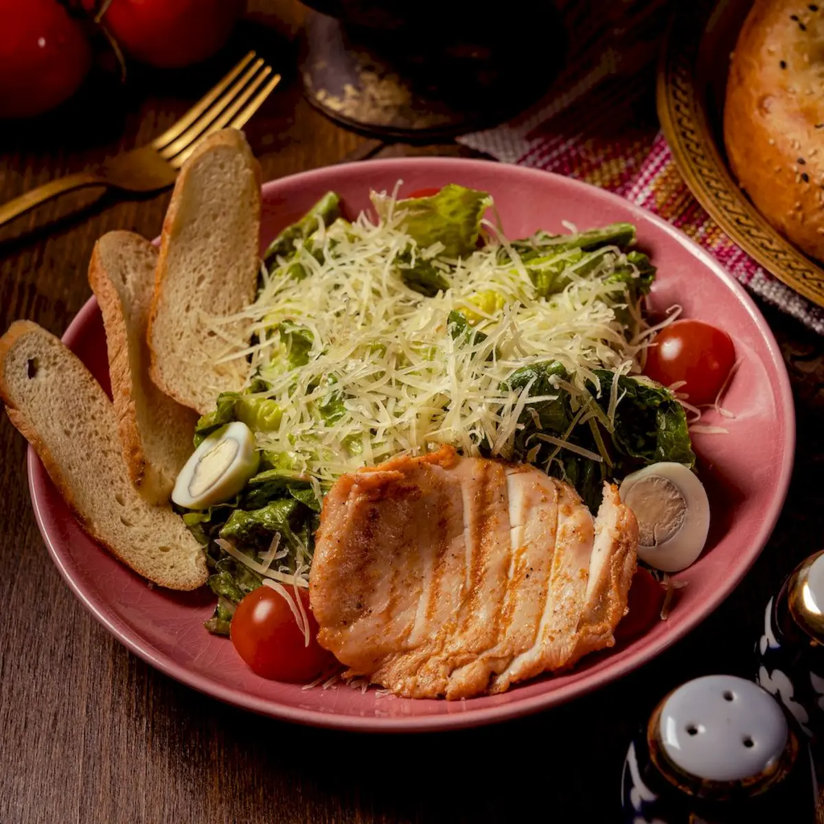 Цезарь с курицей (190 гр)