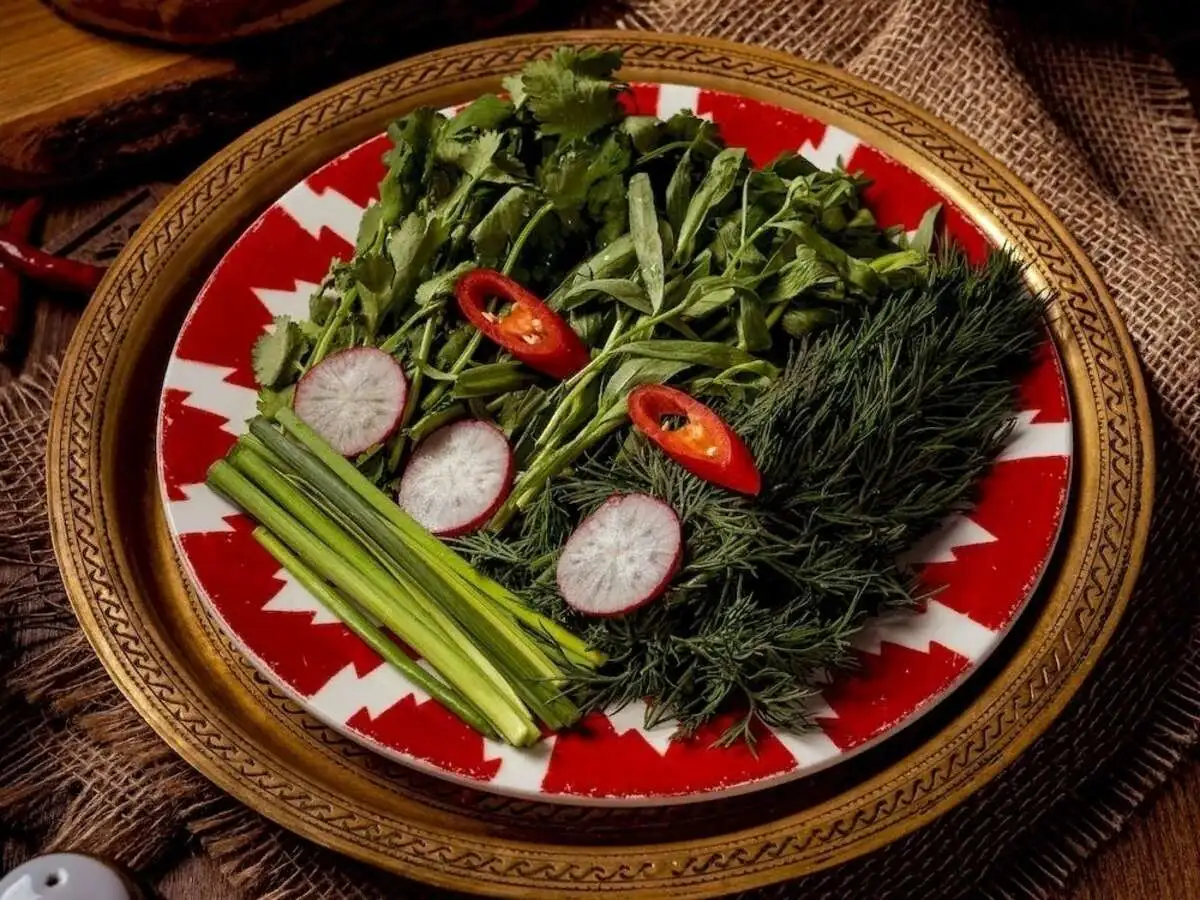 Свежая зелень (100 гр)