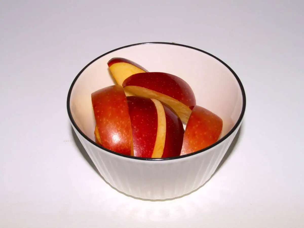 Яблочные дольки (100 гр)