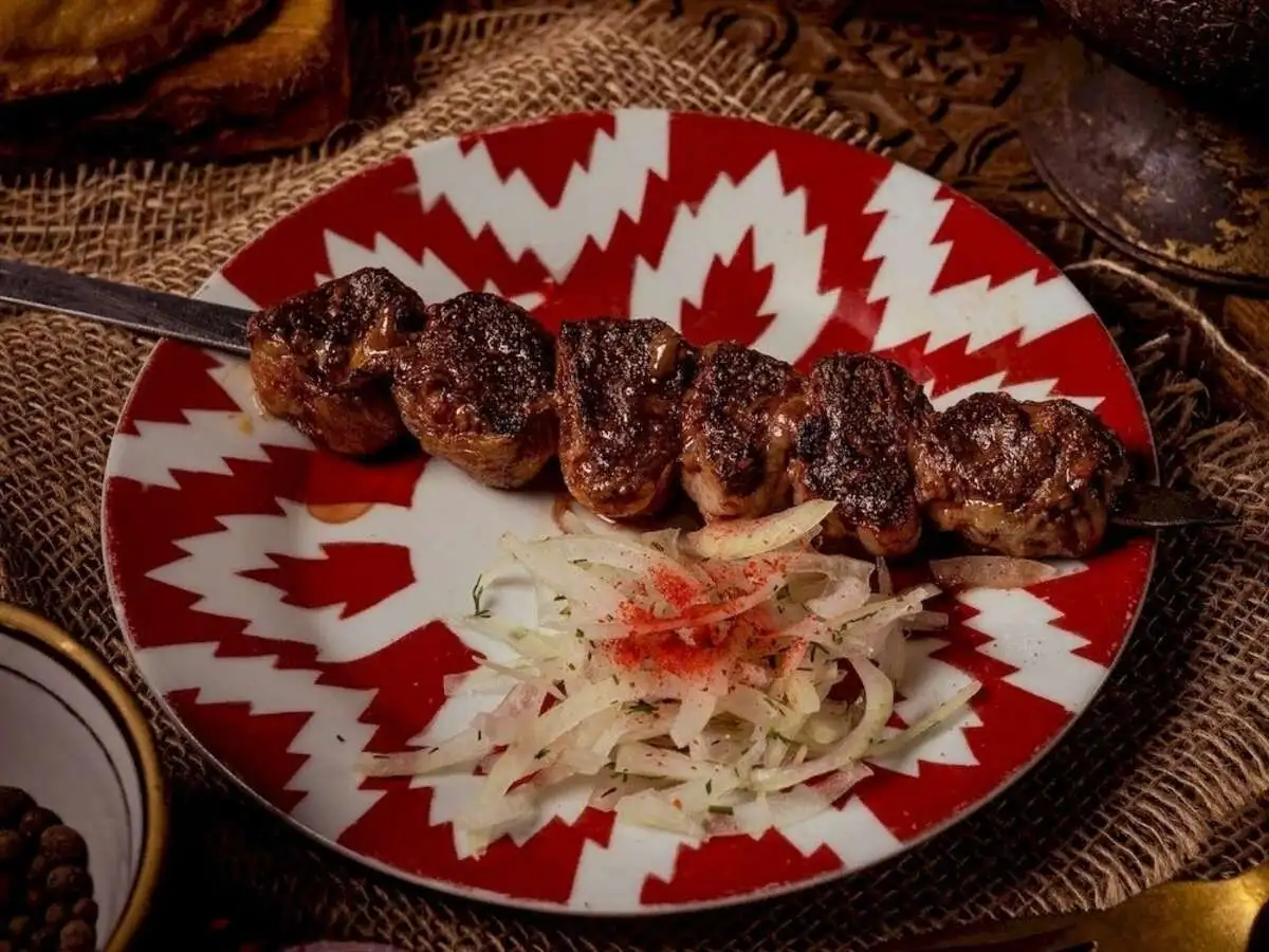 Шашлык из парной телятины (80/20/10 гр)