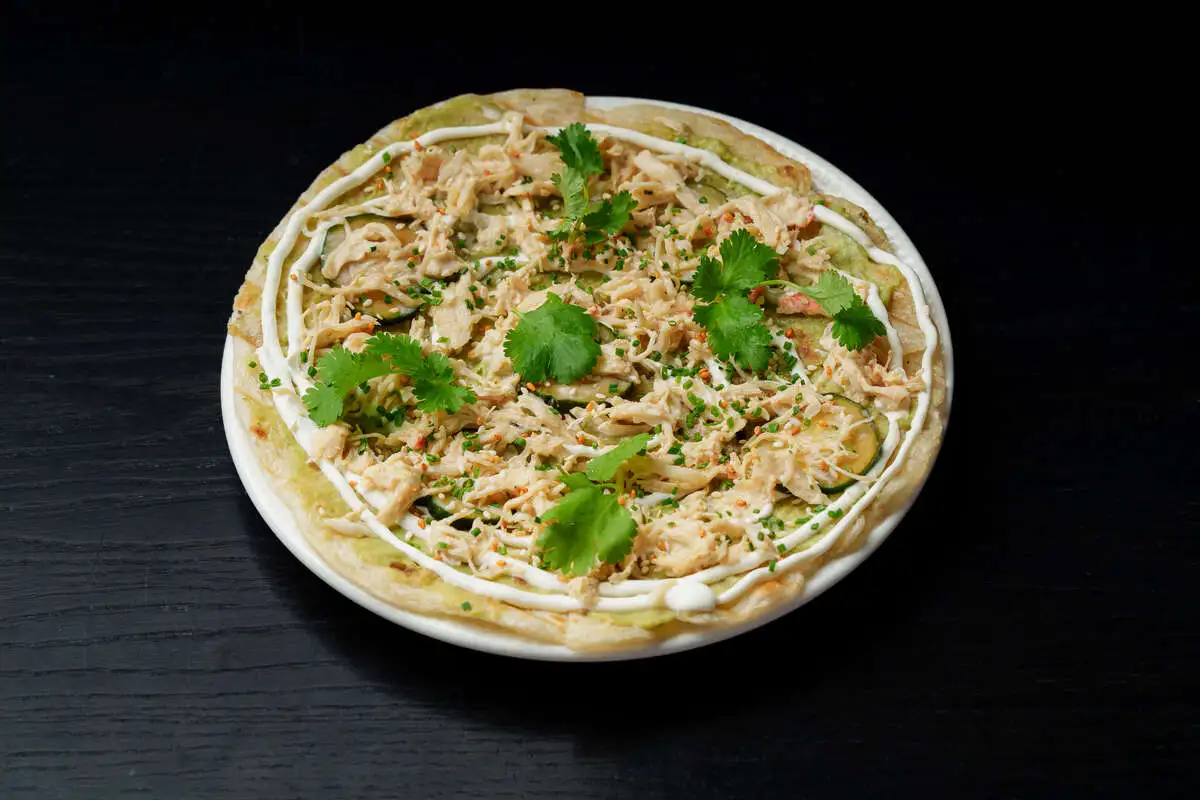 Лепешка роти с крабом