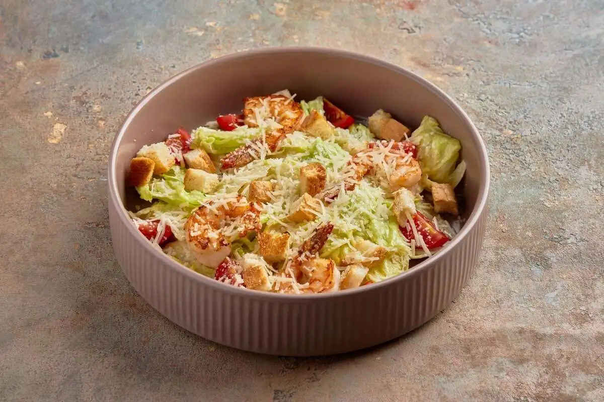 Цезарь с креветками 