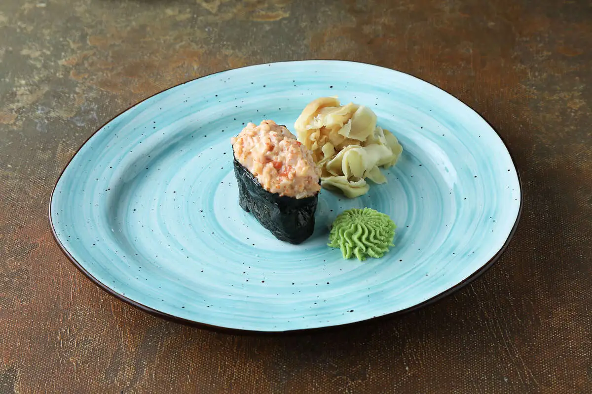 Суши креветка острая