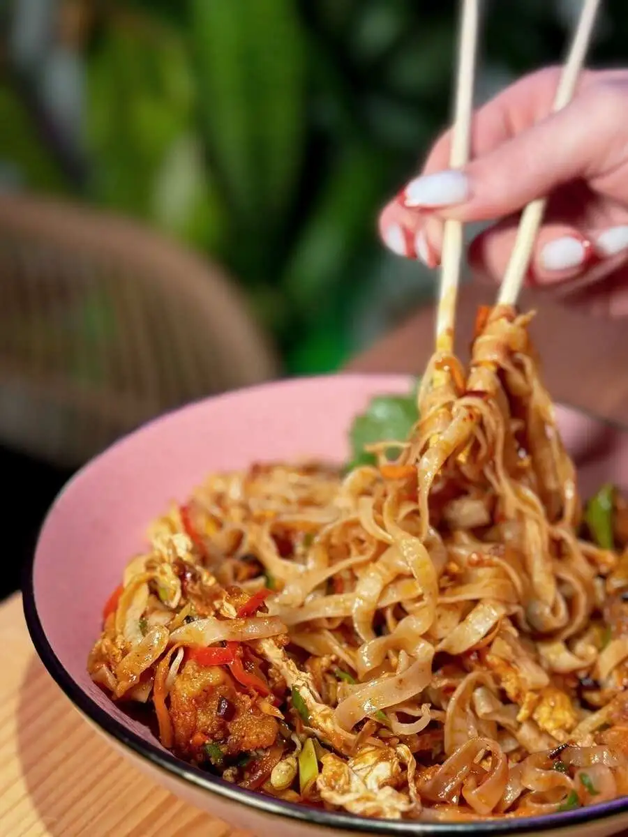 Пад Тай с цыпленком