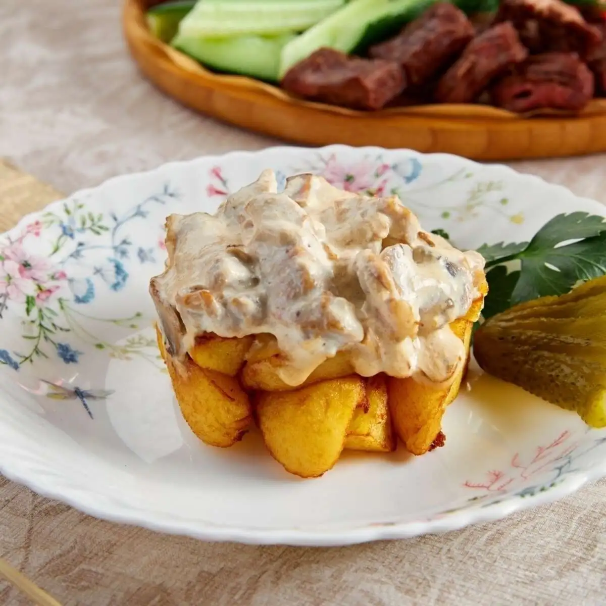 Вырезка из свинины в сливках