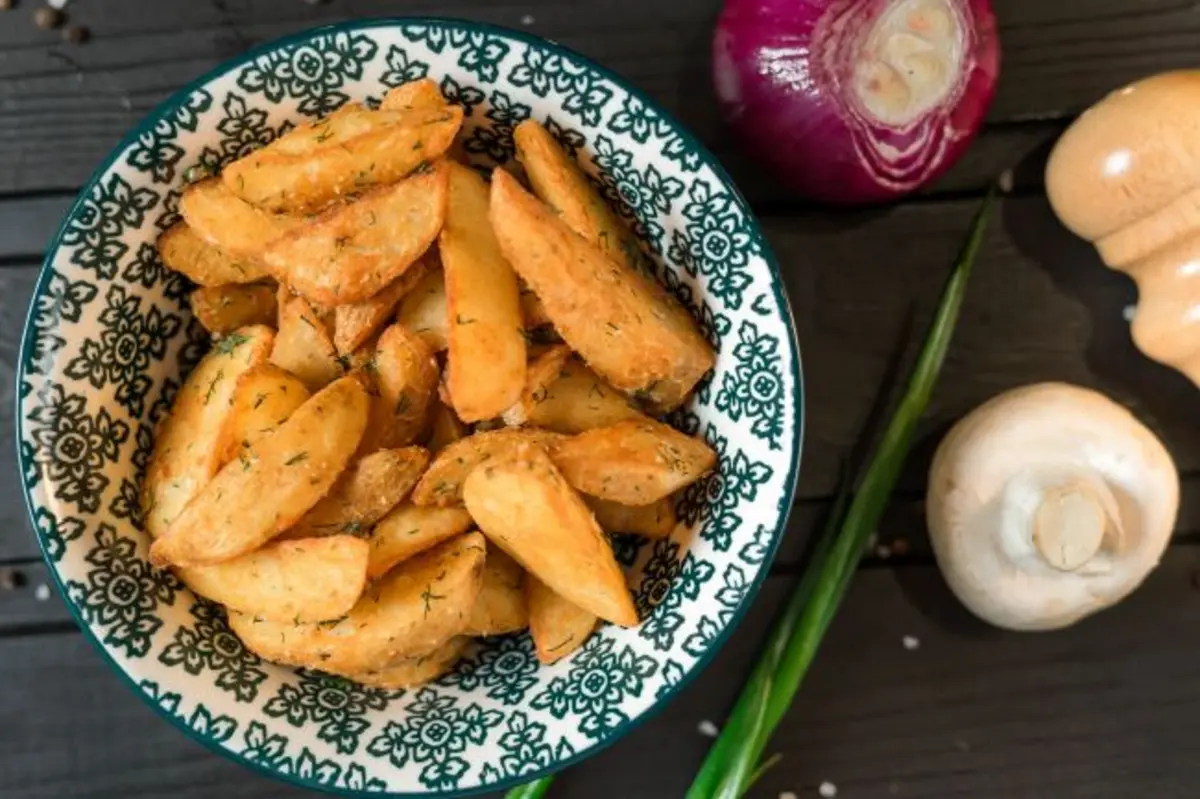 Картофель по-деревенски*