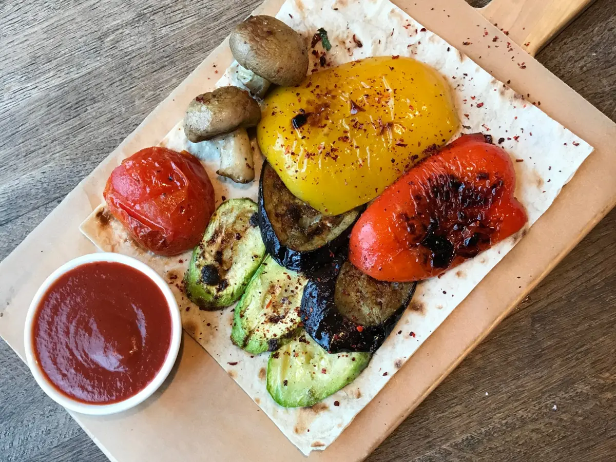 Овощи на мангале ассорти+сацебели