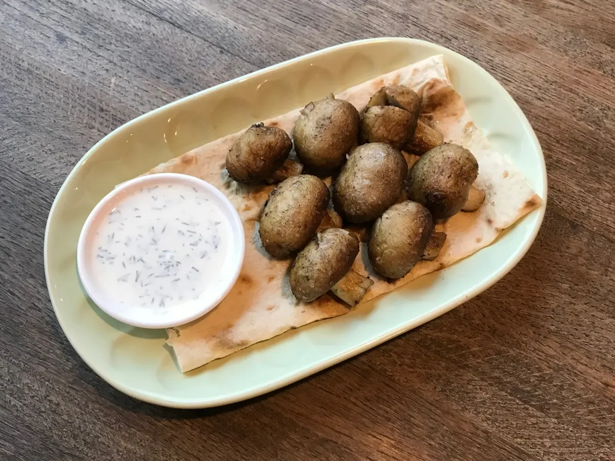 Шампиньоны на мангале+чесночный