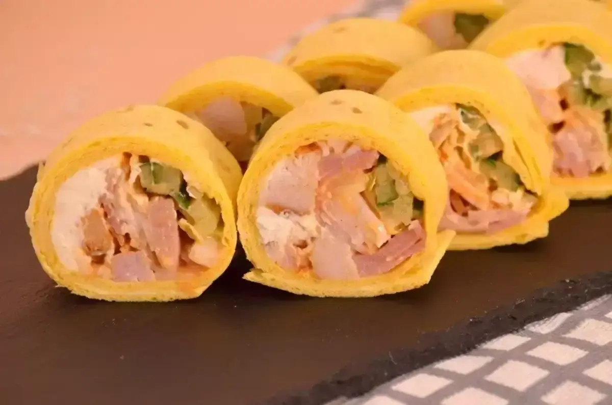 Тортилья с беконом и курицей