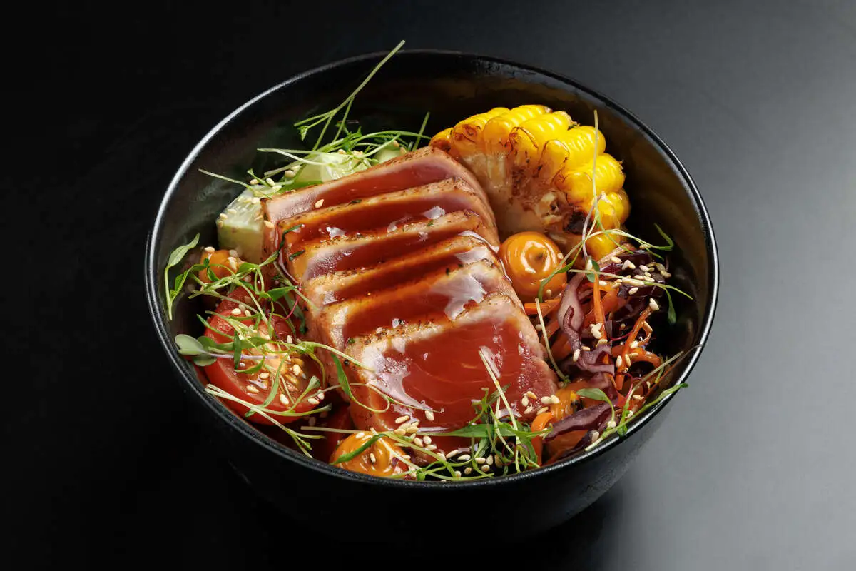 Поке с тунцом